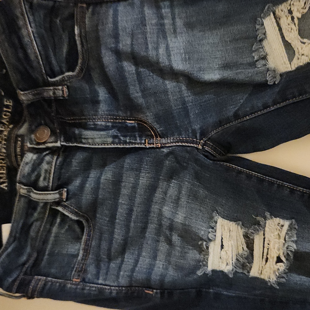 2 AE stretch skinny Jean size 4